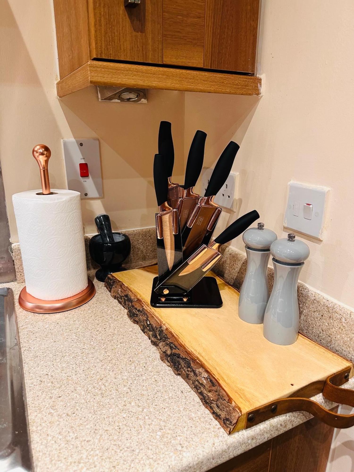 Aroma Cambridge Apartment Girton  Ngoại thất bức ảnh