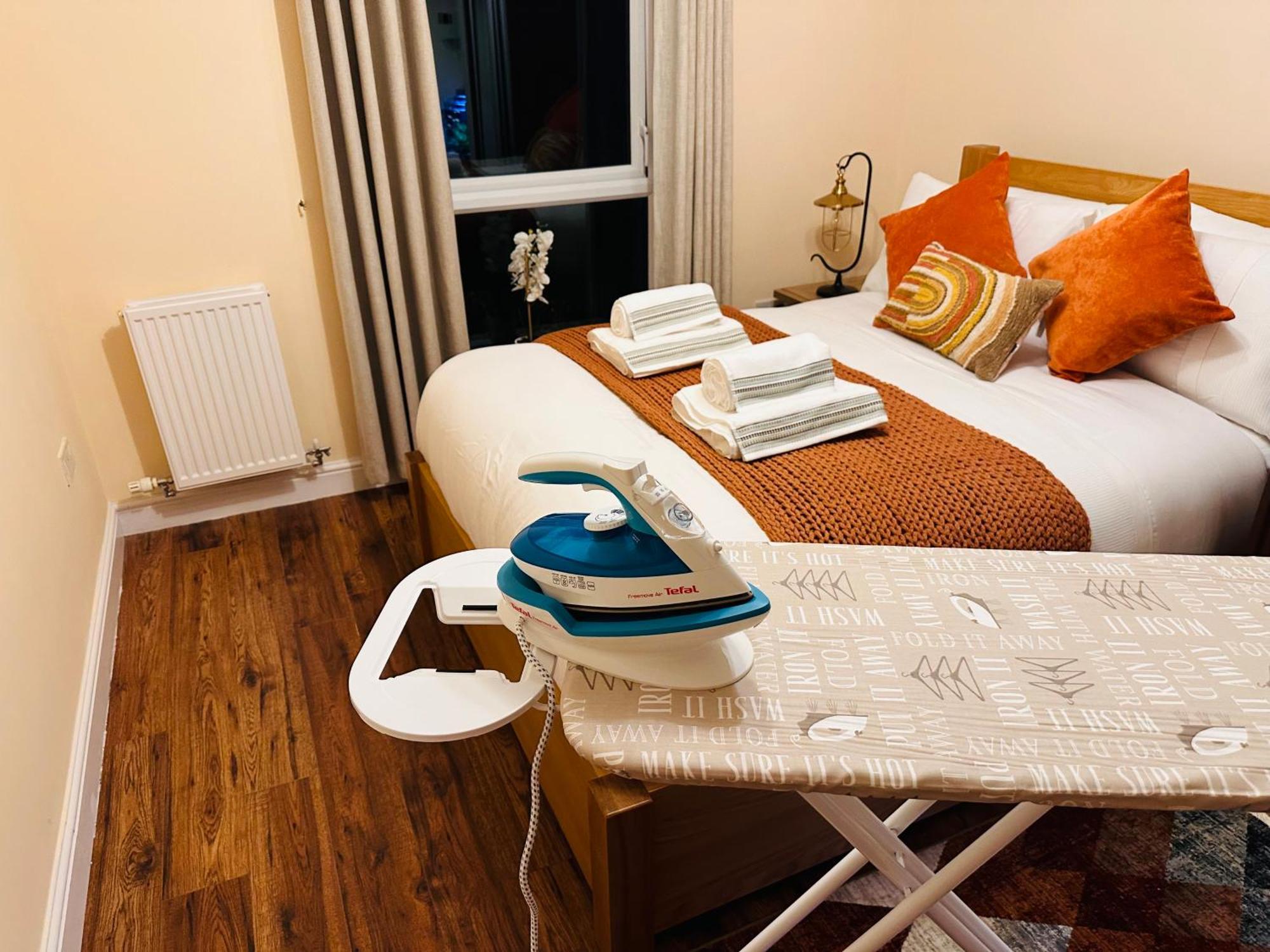 Aroma Cambridge Apartment Girton  Ngoại thất bức ảnh